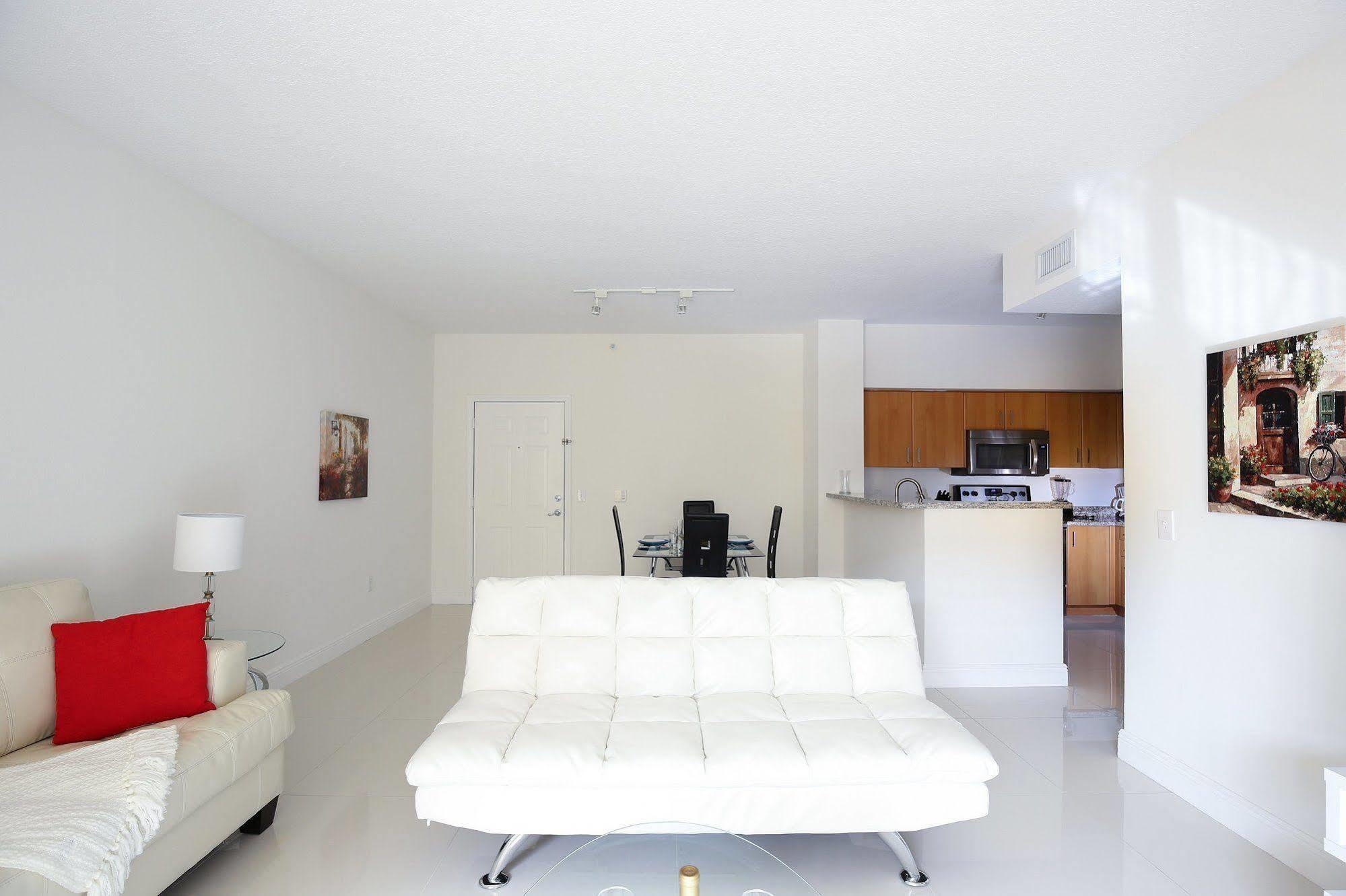 Pelicanstay In Coral Gables Miami Exterior foto